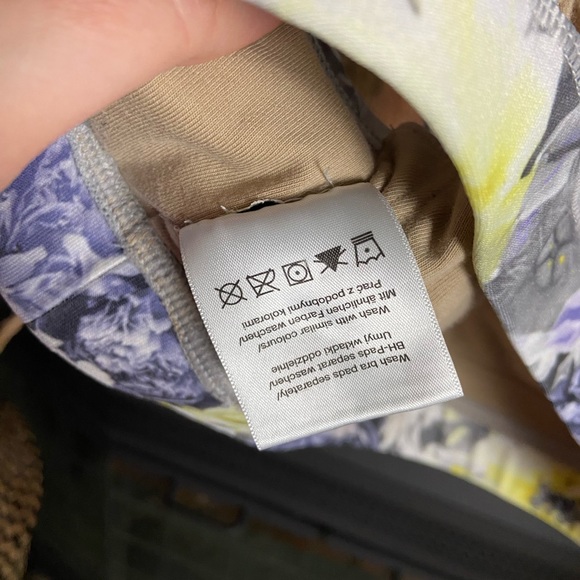 🟣3/$10 Mondetta Floral Sports Bra, Size 8 - Picture 7 of 7